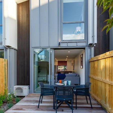 City Lights Retreat With Carpark 2 Bed 2 Bath Christchurch Ngoại thất bức ảnh