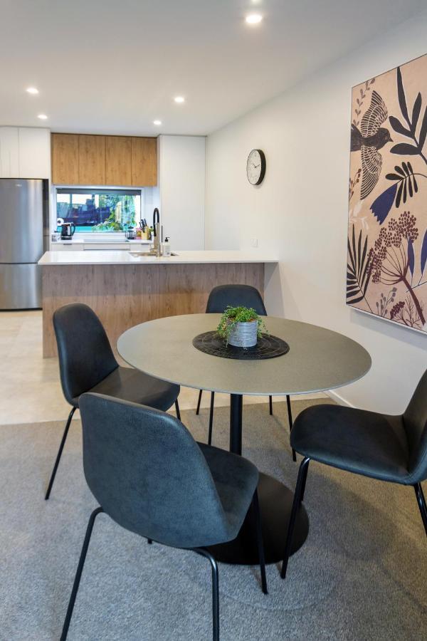 City Lights Retreat With Carpark 2 Bed 2 Bath Christchurch Ngoại thất bức ảnh
