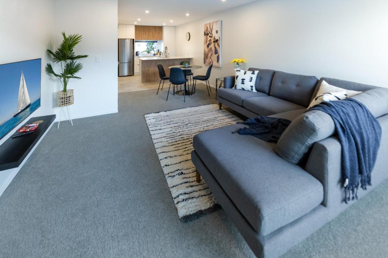 City Lights Retreat With Carpark 2 Bed 2 Bath Christchurch Ngoại thất bức ảnh