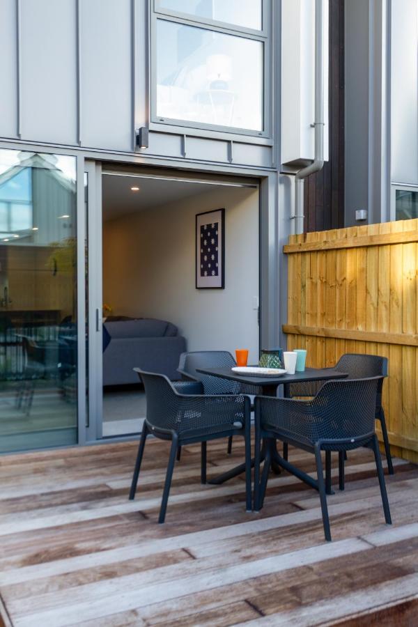 City Lights Retreat With Carpark 2 Bed 2 Bath Christchurch Ngoại thất bức ảnh
