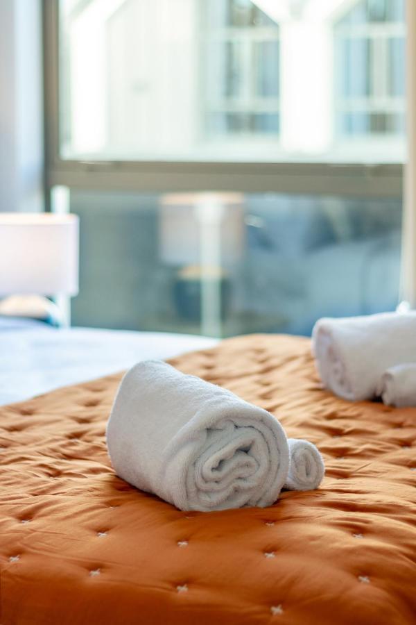 City Lights Retreat With Carpark 2 Bed 2 Bath Christchurch Ngoại thất bức ảnh