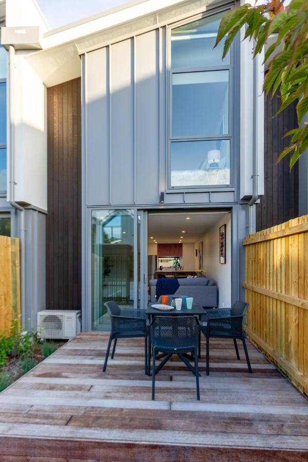 City Lights Retreat With Carpark 2 Bed 2 Bath Christchurch Ngoại thất bức ảnh
