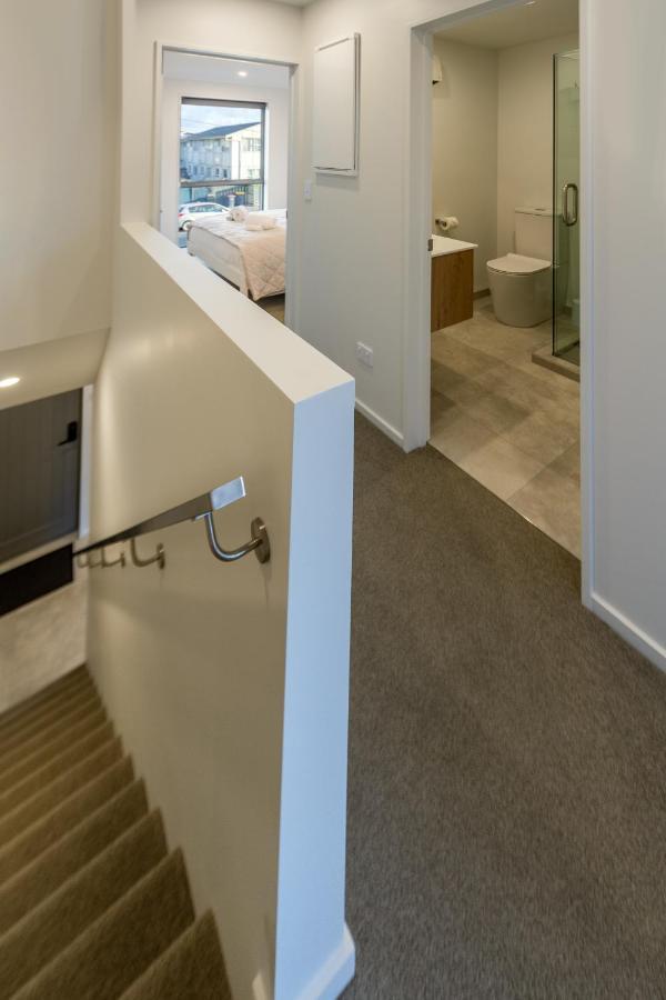 City Lights Retreat With Carpark 2 Bed 2 Bath Christchurch Ngoại thất bức ảnh