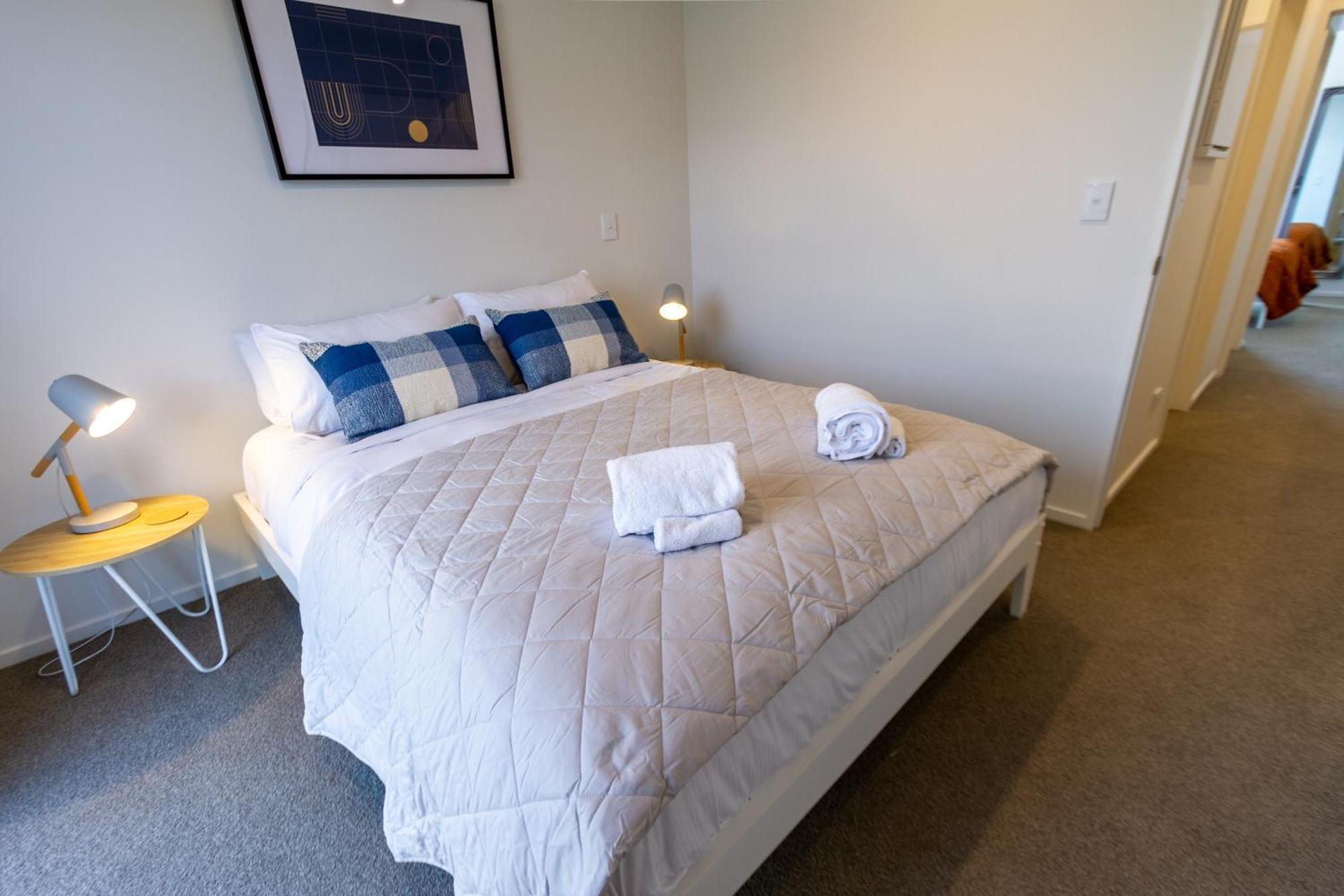 City Lights Retreat With Carpark 2 Bed 2 Bath Christchurch Ngoại thất bức ảnh